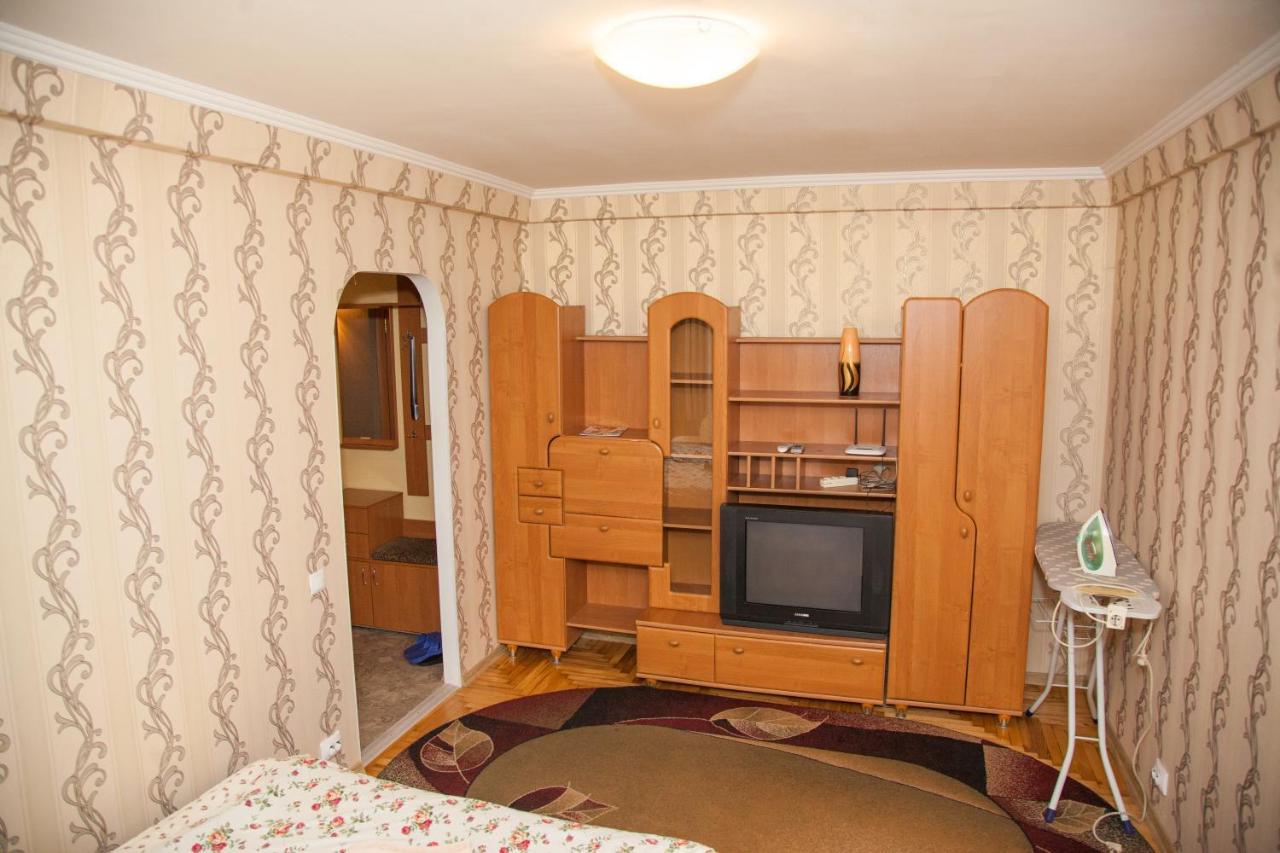 1 Room Apart On Str. Ukrainskaya 34 Zaporizhia Kültér fotó